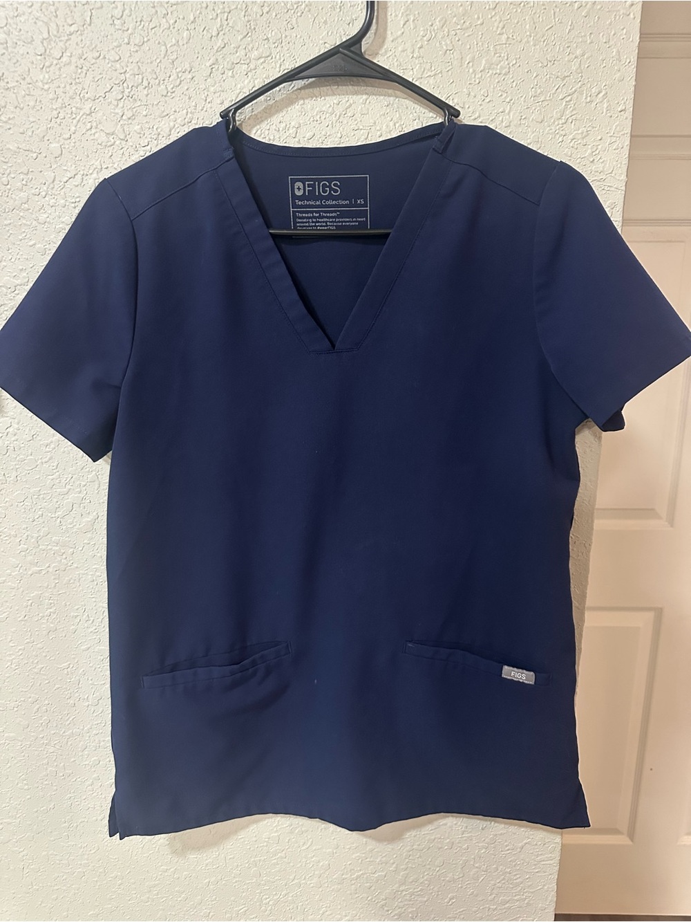 FIGS Navy V-Neck Short Sleeve Scrub Top